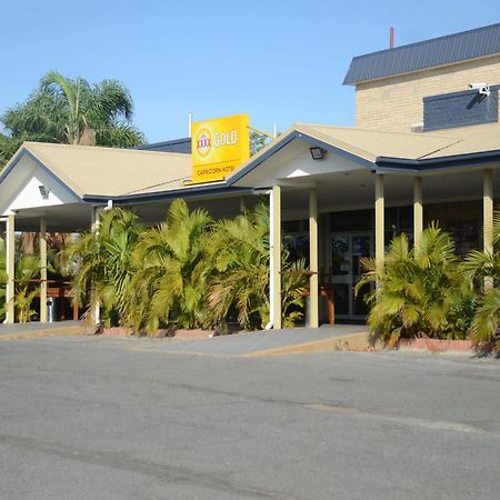 Capricorn Hotel Blackwater Buitenkant foto