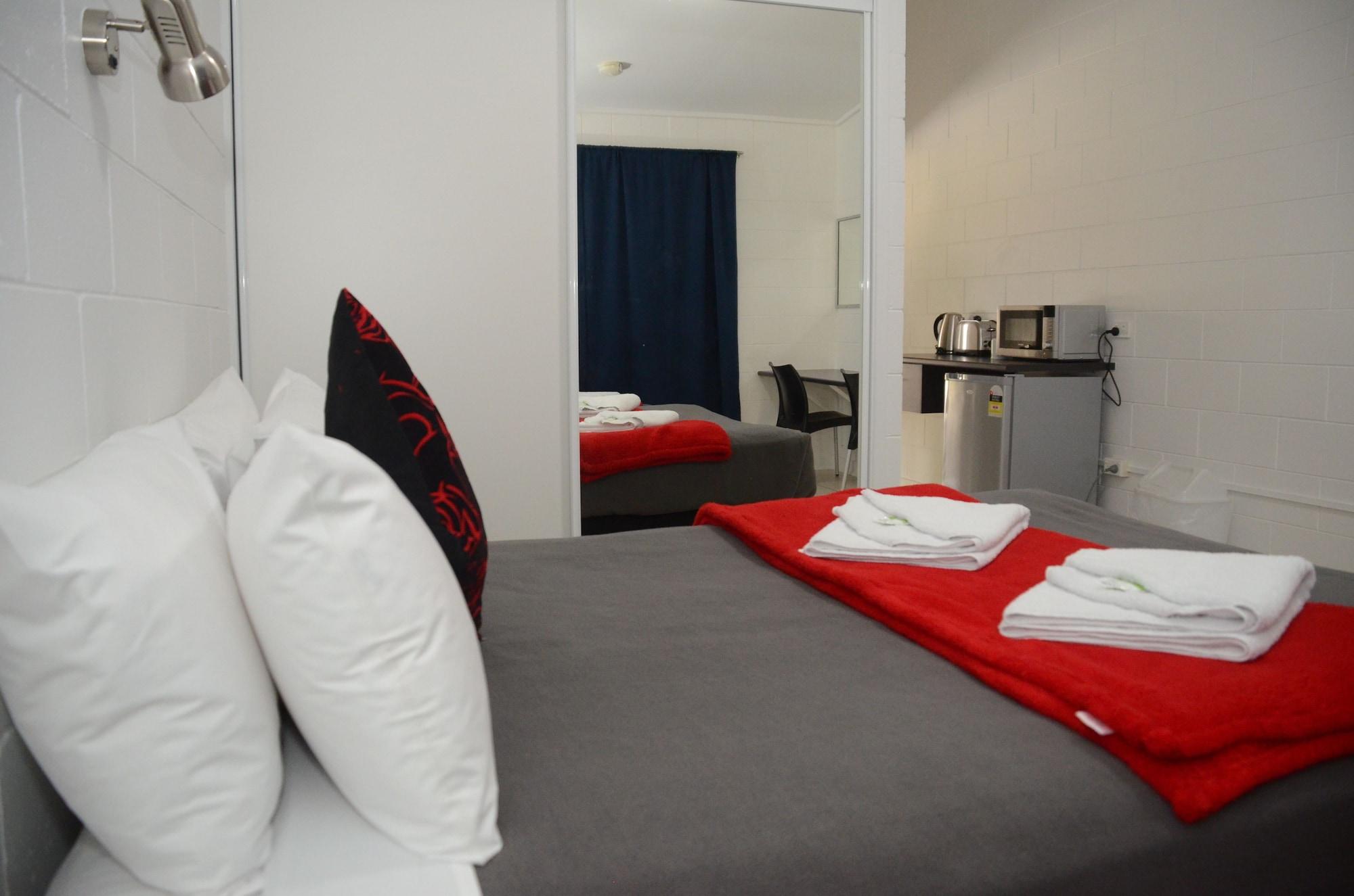 Capricorn Hotel Blackwater Buitenkant foto