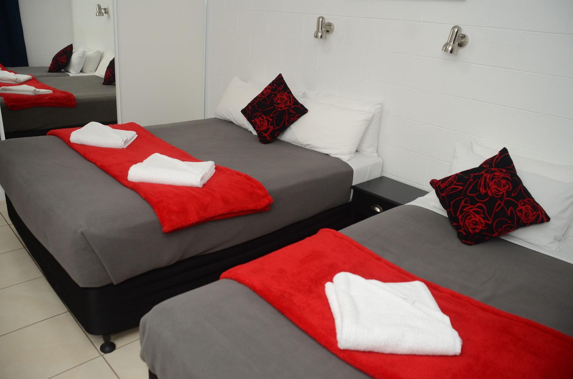Capricorn Hotel Blackwater Buitenkant foto